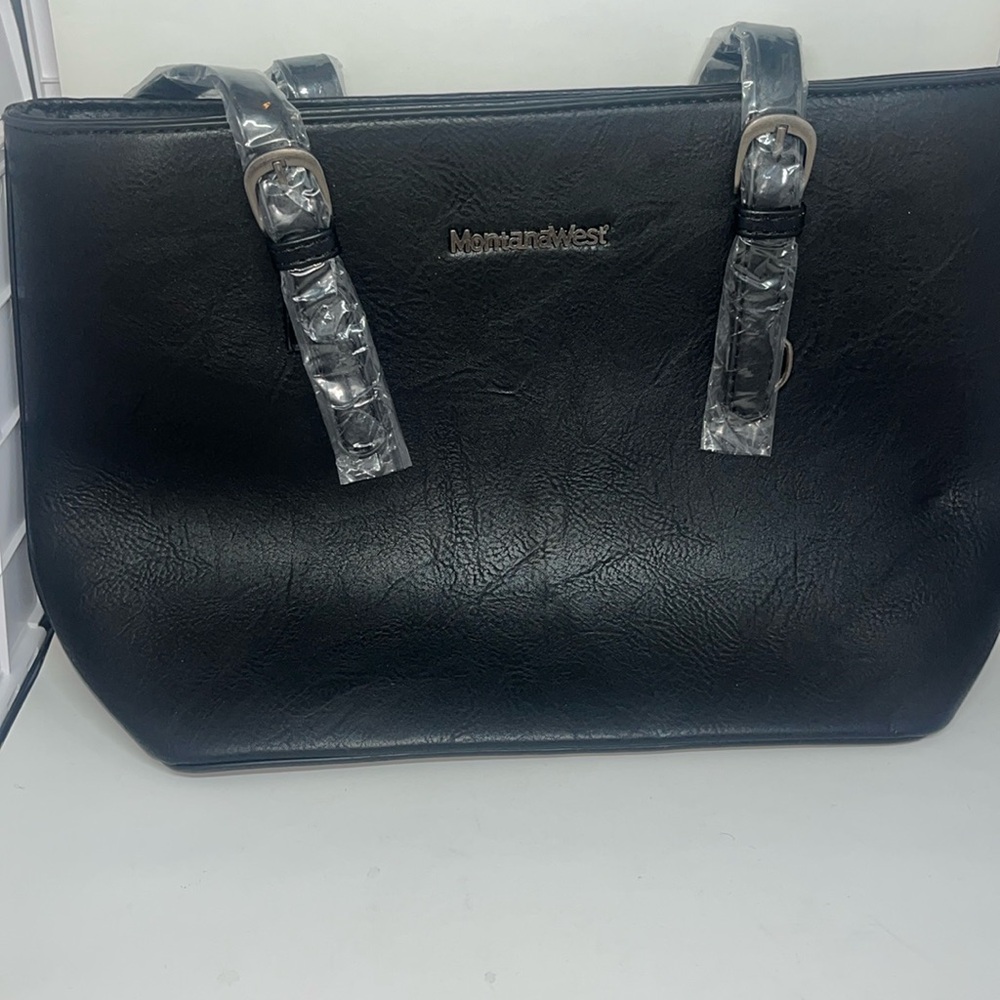 BNWOT Black Montana West